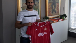 ЦСКА взе и халф на 