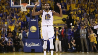 Кевин Дюрант оряза заплатата си в името на отбора