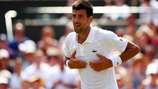 Джокович продължава напред на 