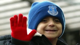 „Евертън” организира благотворителен мач в памет на малкия Брадли