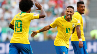 Бразилия пречупи Мексико и продължава напред, страхотен мач на Вилиан (ГАЛЕРИЯ)