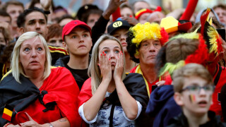 Сълзи и летящи столове в Белгия след отпадането от световното (ВИДЕО)