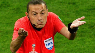 Англия и Джунейт Чакър: код червено (ВИДЕО)