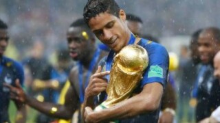 Трофеите обичат Варан