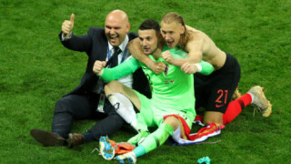 Субашич спасява дузпи и... съотборници (ВИДЕО)