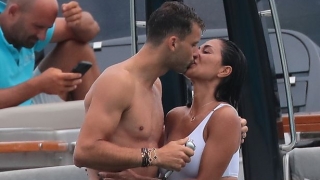 Гришо и Никол охлаждат страстите в Сен Тропе (СНИМКИ)