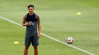 Месут Йозил получи подкрепа от 