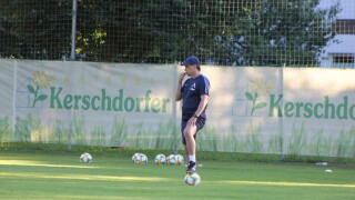 Тим от четвърта дивизия на Германия разпиля 