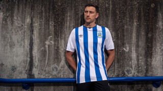 Огромното спонсорско лого-лента се оказа шега (ВИДЕО)