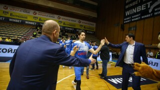 Борислав Младенов се завръща в 