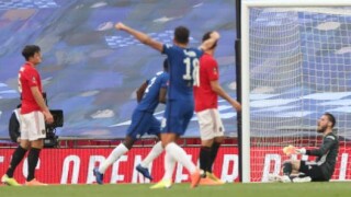 Грешки на Де Хеа провалиха 