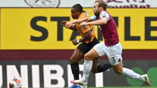 Бебешко олио срещу контузии