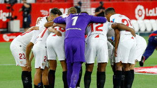 Положителна проба за COVID-19 и в 