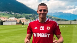 Валентин Антов подписва с отбора на Берлускони