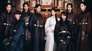 Магия, кралски интриги и спираща дъха любов в сериала „Алено сърце“