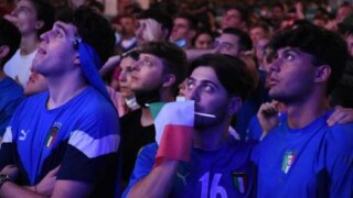 Служители на медиите, работещи с 