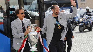 Без шампионски парад за властелина на Европа (ВИДЕО)