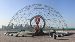 Неваксинираните футболисти под карантина в Катар? 