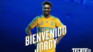 Официално: Кайседо премина в 