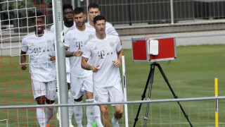 Левандовски се завърна в 