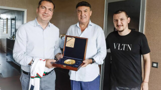 Разрешиха на Тодор Неделев да тренира