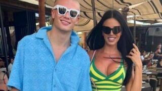 Хубавата Ивана и Холанд на почивка в Ибиса