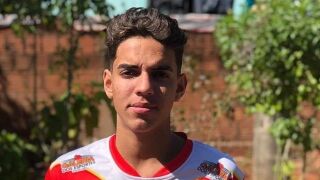 Откриха заклано тяло на футболист в река