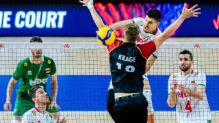 На дъното: Осма поредна загуба за волейболистите ни (ВИДЕО)