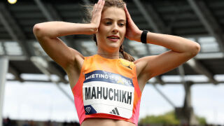 Магучих се завърна на стадиона с рекорда, за да загуби (ВИДЕО)