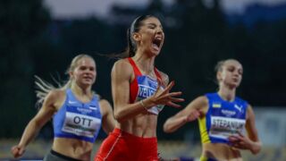 Ива Пранджева: Да си отгледаш едно цвете от малко семенце и да видиш как разцъфва