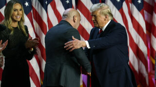 Доналд Тръмп и UFC водят преговори за битка в Белия дом (ВИДЕО)