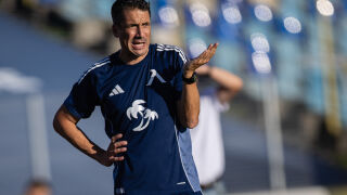 Числата говорят: Веласкес ли е най-лошият треньор на Левски?