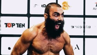 Той може да ви изяде! Върколака: Ставам много гаден преди мач (ВИДЕО)