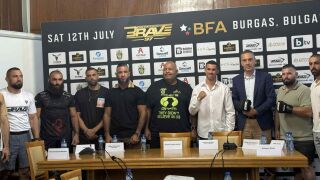 Копривленски и Тархан - очи в очи преди зрелището (ВИДЕО)