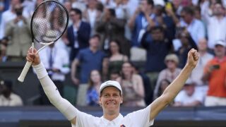 Синер спечели 