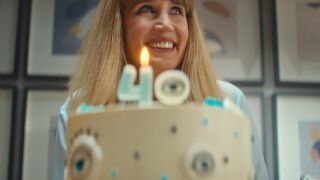 Очите говорят: какво се променя след 40 и защо не бива да го пренебрегваме