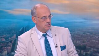 Снимка: Проф. Атанас Семов: Санкцията отнемане на колите на пияни и дрогирани шофьори остава