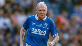 Последните кадри на Пол Гаскойн преди да го приемат в интензивното (ВИДЕО)