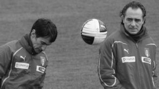 Легендарен футболист намерен мъртъв!