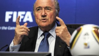 Блатер подкрепи първото в историята зимно Световно първенство по футбол (ВИДЕО)