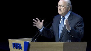 Блатер ще се откаже от мястото си в МОК