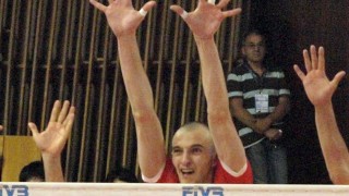 Теодор Тодоров ще играе с маска за България срещу Белгия 