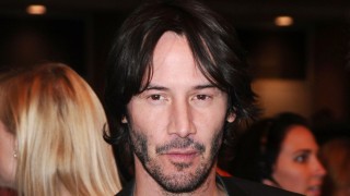 Киану Рийвс си има гадже? 