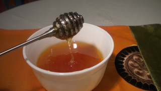 Меден масаж