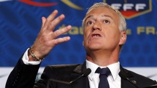 Дешан за Бензема: Не се занимавам с каненето на контузени или бивши играчи