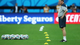 Рой Ходжсън - предпазлив: Може и да не стане голова фиеста срещу Сан Марино