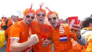 Фен-нудист доведе до забрана за мачове в кината в Нидерландия