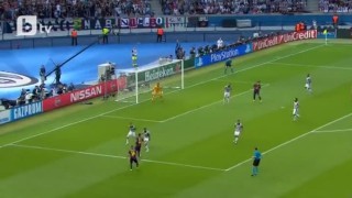 Ракитич бележи, 1:0 за Барселона (ВИДЕО)