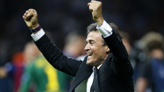 Луис Енрике подписва нов договор с Барса