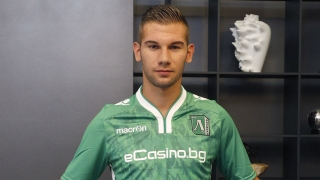 Счупена костица вади Цветелин Чунчуков от националния